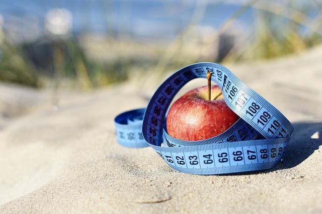 7 Ways To Maintain And Stay On Track With Weight Loss
