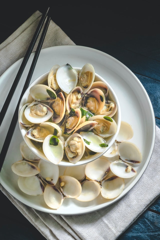 Baked Clams With Black Bean Sauce