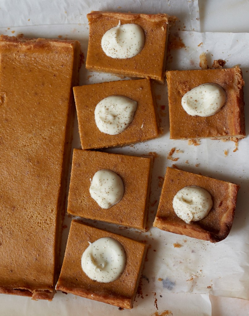 pumpkin-pie-bars.