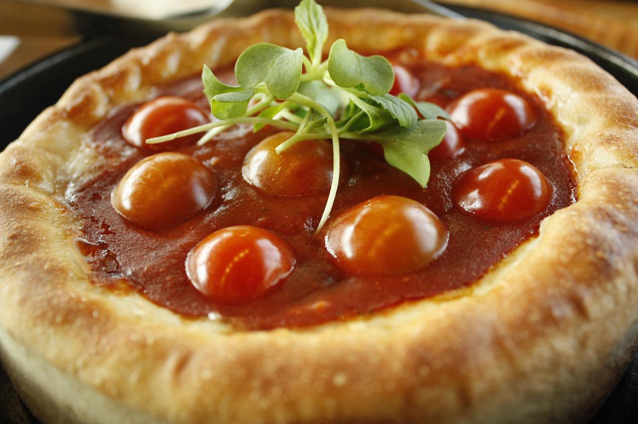 Pie Pizza Tomato Sauce Dressing  - Standpoint / Pixabay