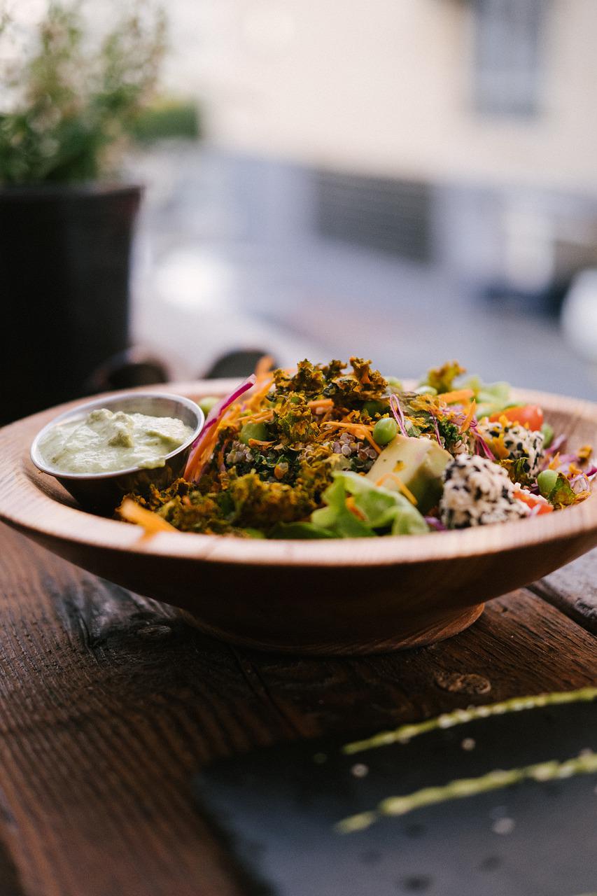 Vegan Meal Dinner Salad Healthy  - maxfranke / Pixabay